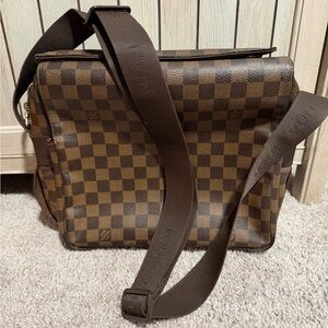 Louis Vuitton Brown Checkered Bag - Comes with Authentication Paper! Like New!
